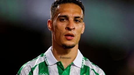 Pat Nevin warns Chelsea about four Real Betis stars before Conference League final