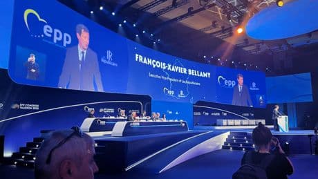 En Espagne, François-Xavier Bellamy exhorte les alliés européens de la droite française à ne pas « subir » leur avenir