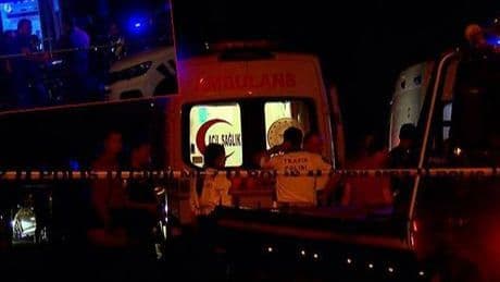 Büyükçekmece'de feci kaza! Motosiklet devrildi: 2 ölü