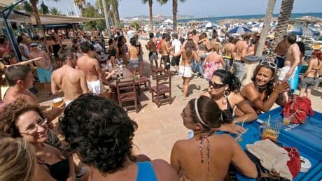 Brit holidaymakers face summer of disruption as strikes hit hotels and restaurants
