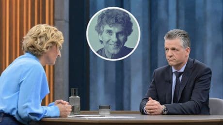 TV-Kritik Und dann steht der blaue Elefant ganz plötzlich mitten im Studio