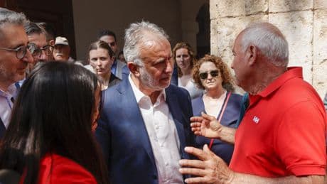 Sánchez propone sin éxito diálogo y pactos para la cumbre de Barcelona