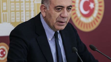 Gürsel Tekin, il başkanlığına geldi