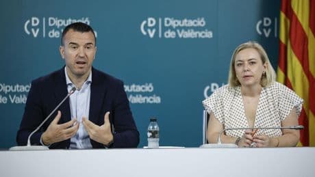 La Diputación impulsa la tercera vía y hará publicaciones en el “valenciano del pueblo”