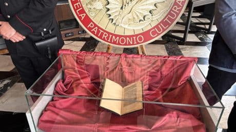Recuperado un incunable robado en el que Colón comunica su descubrimiento a los Reyes Católicos