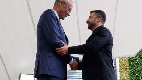 Merz promete ante Zelenski que Alemania ayudará a Ucrania a fabricar misiles de largo alcance