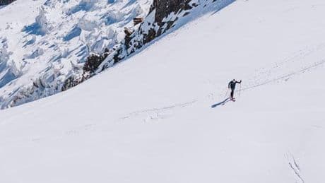 Le Français Benjamin Védrines établit un nouveau record absolu de l’ascension du mont Blanc