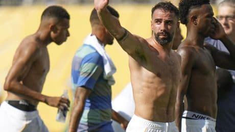 Carvajal y Militao, las únicas buenas noticias del desastre blanco
