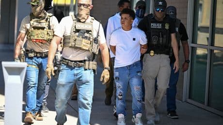 Trump pausa las redadas indiscriminadas contra inmigrantes que afecten a la agricultura y hostelería