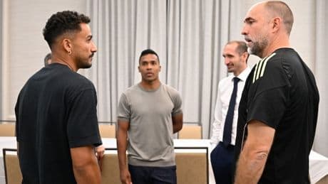 Danilo pu&ograve; tornare alla Juve? La domanda e quelle mani giunte in preghiera...
