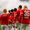 Live play-offs | Finale AZ-Twente door rook later begonnen, tulband voor Hilgers