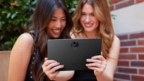 Una tablet con IA que cuida de tus ojos: así cambia TCL la forma de usar los dispositivos