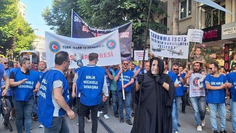 Eskişehir'de eylem yapan kamu işçileri: Bunlar yeterli değil, grev kararı alınsın
