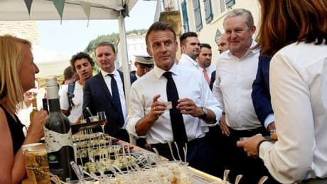 Roquefort, le « roi des fromages », fête les 100 ans de son AOP dans un contexte perturbé