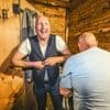 Yves Segers brengt schlager naar Tomorrowland: “Dancefestival of niet, de sfeer hier is fenomenaal”
