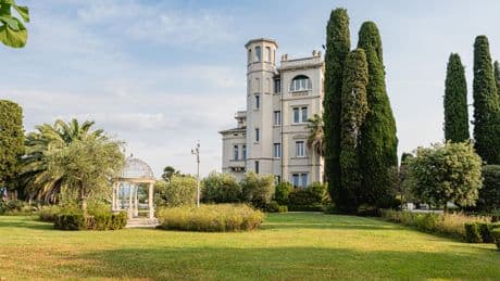 Silberbesteck, Prunk-Klo: Diese Stücke aus René Benkos Luxus-Villa können Sie ersteigern