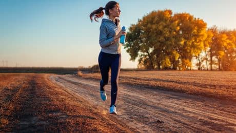 Course à pied : trois quarts des femmes mettent en place des stratégies pour éviter le danger