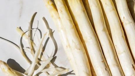 Spargel: Wie Profis ihn schälen - und welcher Schäler wirklich gut ist