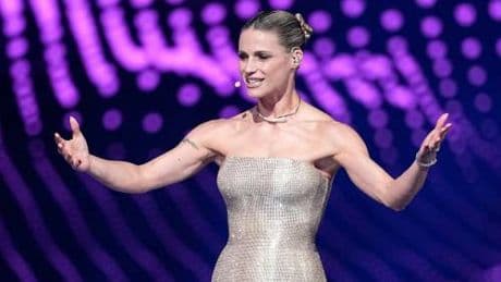 Eurovision, Michelle Hunziker omaggia l'Italia ma non viene trasmesso
