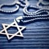 Antisemitismus aus allen Richtungen: Haben 80 Jahren nicht gereicht, um klüger zu werden?