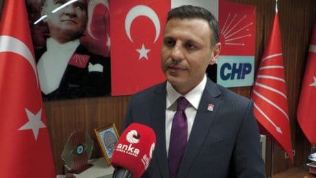 İBB'ye 4. dalga operasyon... Özgür Çelik'ten sert tepki: 'Tükenmişliğine çare bulup, uzatmaları oynamaya çalışıyor!'