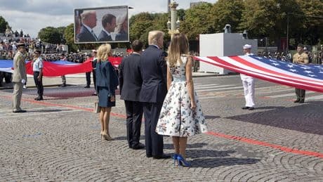 Durch Washington - Militärparade an Trumps Geburtstag