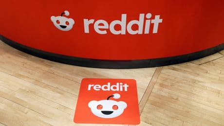 Vingt ans après sa création, Reddit et ses forums de discussion décollent enfin en France