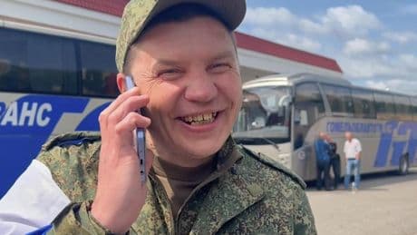 Rusia y Ucrania canjean el cuarto grupo de prisioneros de guerra en una semana