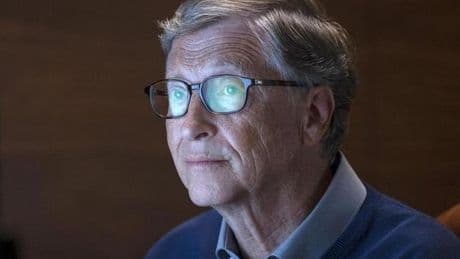 La advertencia de Bill Gates sobre el avance de la inteligencia artificial: "Es profunda, aterradora y avanza sin límite"
