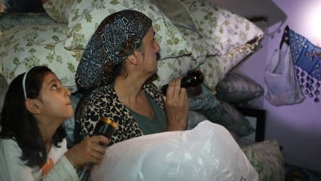 Her an her yerden çıkabilir... Hava ısınınca 4 kişilik ailenin kabusu başlıyor!