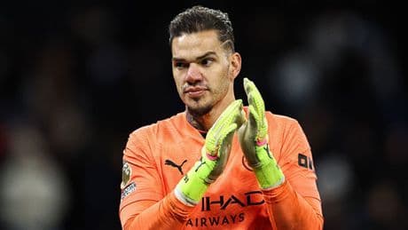 Pep Guardiola'dan transfer açıklaması: 'Ederson 'bir teklif var veya ayrılayım' demedi!'