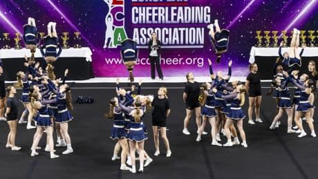 Wieso sich Cheerleading und Taylor-Swift-Konzerte ähneln
