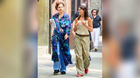 Katie Holmes: Besuch von Tochter Suri am Filmset