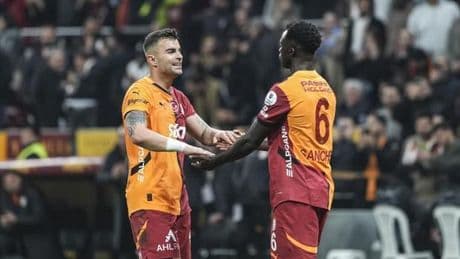 Galatasaray'ın savunması ikinci devrede fark attı!