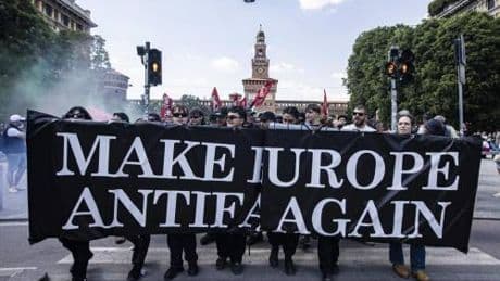 Gli antagonisti si scatenano. E la sinistra non condanna
