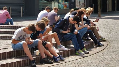 El diccionario GEN Z para &quot;Boomers&quot;: el vocabulario y las palabras de tu hijo que no entiendes