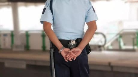 Cuánto gana un vigilante de seguridad en España en 2025: este es su sueldo