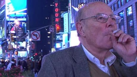 Muere Marcel Ophüls, el cineasta que sacudió Francia con un documental sobre el colaboracionismo nazi