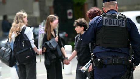 Interdiction des couteaux zombies, «traque» sur les réseaux, vidéosurveillance... Ce que propose le rapport sur les violences par armes blanches chez les mineurs