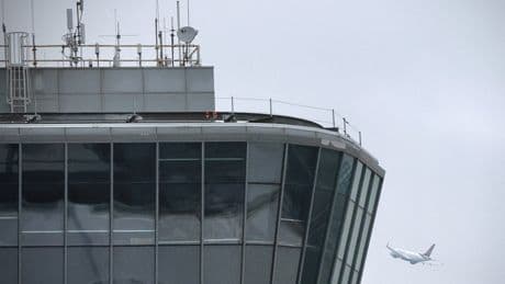 How flight reductions at Newark Airport are impacting prices at nearby airports