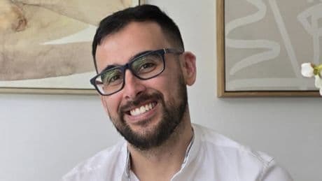 Mario García, psicólogo: “El enamoramiento es un estado alterado que no se puede sostener en el tiempo y va disminuyendo”