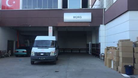 Malatya'da istinat duvarına çarpan kamyonun şoförü öldü