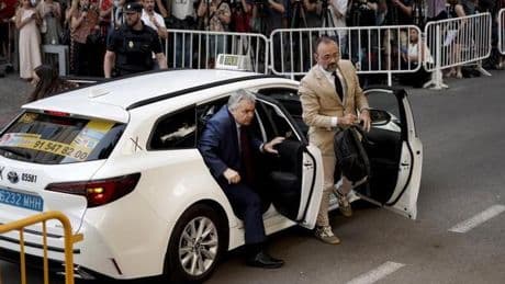 El abogado que maniobró con Leire Díez contra la UCO visita a Cerdán en prisión