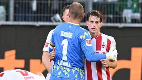 1. FC Köln schockt Wolfsburg spät