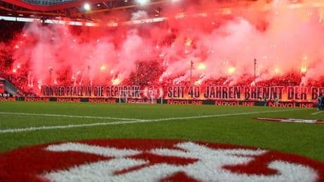 Zweite Liga: 1. FC Kaiserslautern besiegt Schalke 04