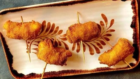 Un restaurante en Getxo para comer a precio asequible: mojojones, txipis, callos y... mamarritos