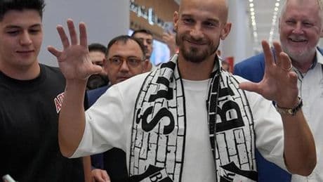 Beşiktaş, Vaclav Cerny'yi kadrosuna kattı