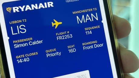 Ryanair issues guidance after passenger fears over new smartphone-only boarding passes