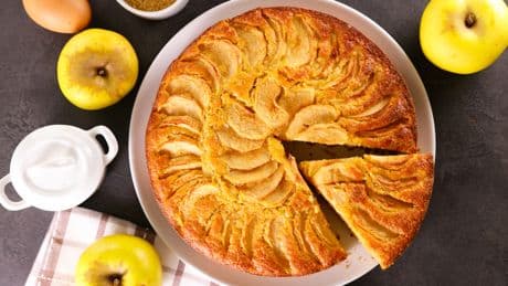 Rezept-Hit: Dieser Apfelkuchen ohne Mehl begeistert Low-Carb-Fans