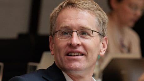 Günther fordert Social-Media-Verbot für unter 16-Jährige